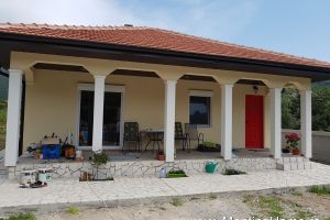 Montazne Kuce Crna Gora01